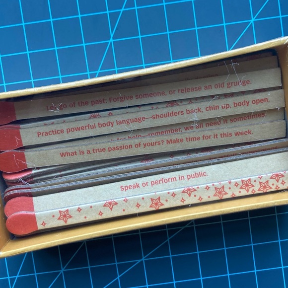 Dialog tools: Spark Courage & Creativity -- Idea Prompts-in-a-box Set -- NWT - Picture 3 of 13